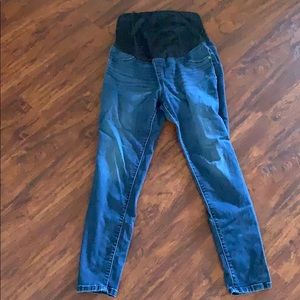 Maternity jeans size 10
